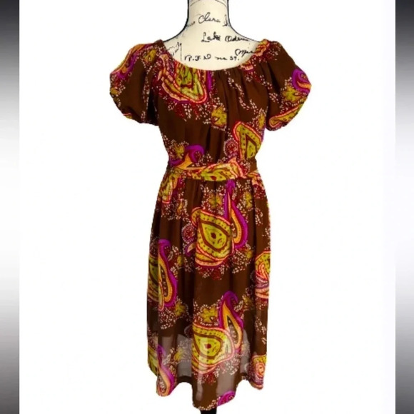 jonathan martin Dresses & Skirts - Jonathan Martin Dress Brown Green Floral Paisley Light off shoulder midi size 6